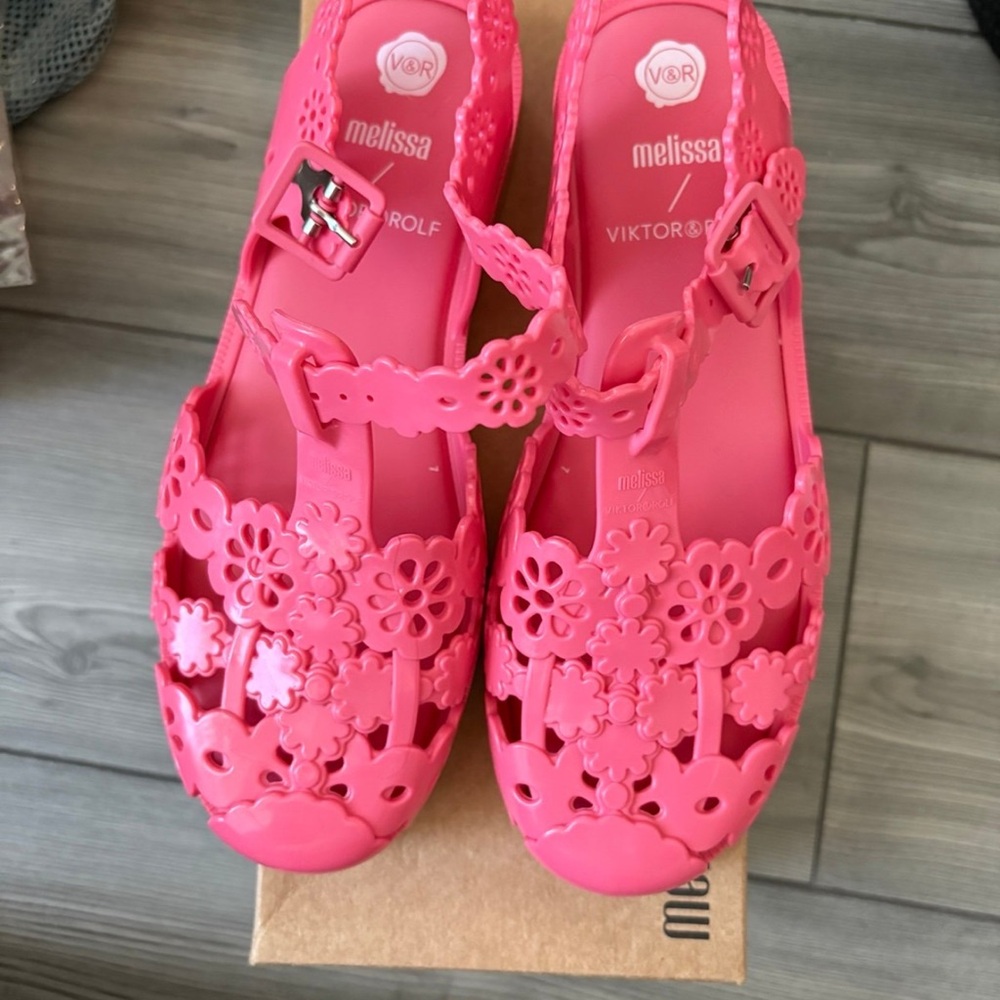 Melissa Possession Lace + Viktor & Rolf Sandal in Pink